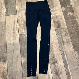 Navy blue Lululemon align pants with pockets on sides size 4